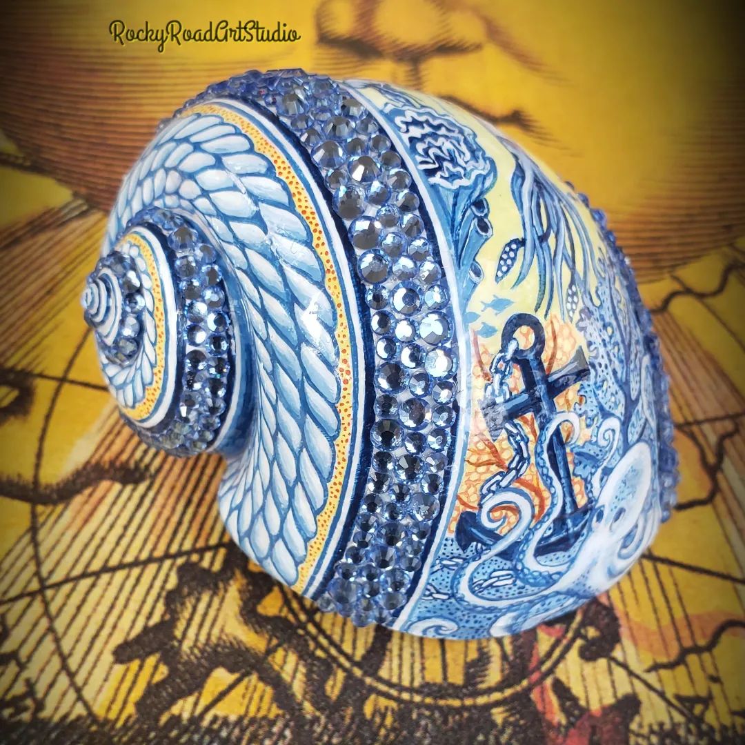 Lisa Orlans is Transforming Empty Snail Shells Into Works of Art - Our ...